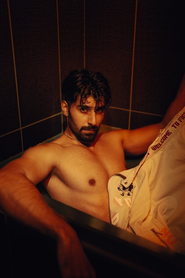 Best and Most Affordable Male-to-Male Full-Body Massage Male-to-Male Body Massage