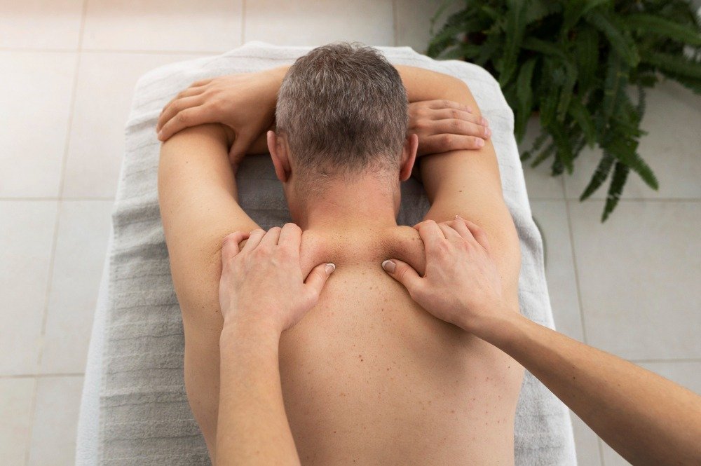 Best and Most Affordable Male-to-Male Full-Body Massage Relax and Recharge with the Best Doorstep Male-to-Male Full-Body Massage Services in Hudson Lane and Maurice Nagar