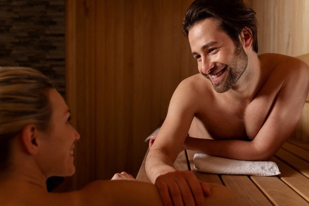 Best and Most Affordable Male-to-Male Full-Body Massage Couple’s Massage
