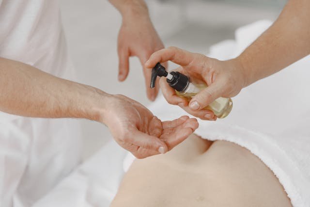 Best and Most Affordable Male-to-Male Full-Body Massage Best and Most Affordable Male-to-Male Full-Body Massage in Dehradun – Ultimate Relaxation at Your Doorstep