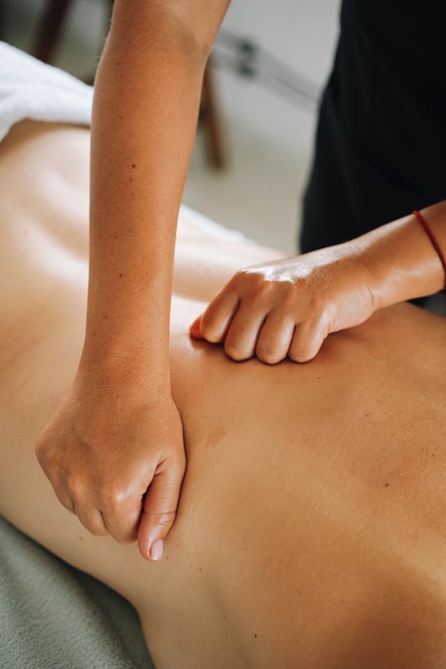 Best and Most Affordable Male-to-Male Full-Body Massage Unwind with Top-Rated Male-to-Male Full-Body Massage Services at Your Doorstep in Mussoorie