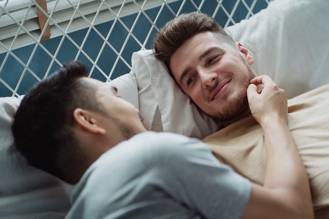 Male couple enjoying simultaneous full-body massages in a Delhi spa