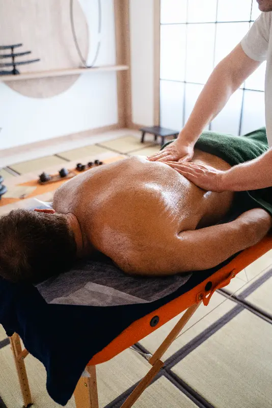 Full body wellness massage for male clients in Delhi and NCR at home or hotel
