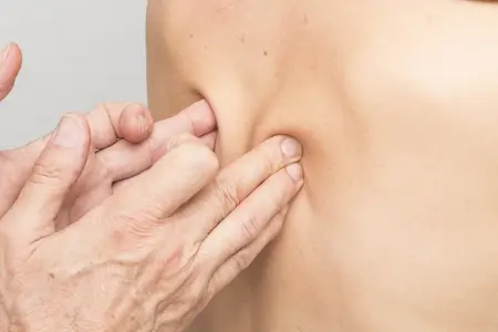 Professional deep tissue massage in Chanakyapuri helping relieve muscle stiffness, improve flexibility, and support recovery.