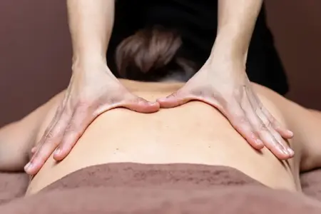 Professional Swedish massage in Mayur Vihar, Delhi to promote relaxation, healthy circulation, and body comfort.